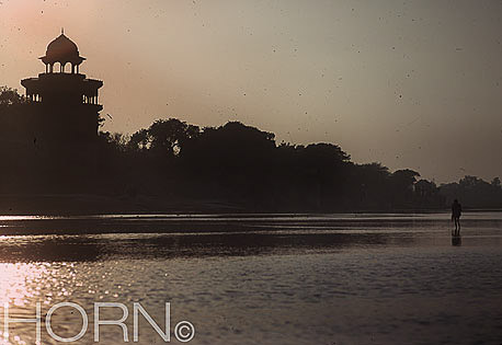 INDIA-122