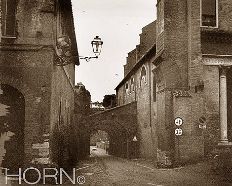 ITALY-194S
